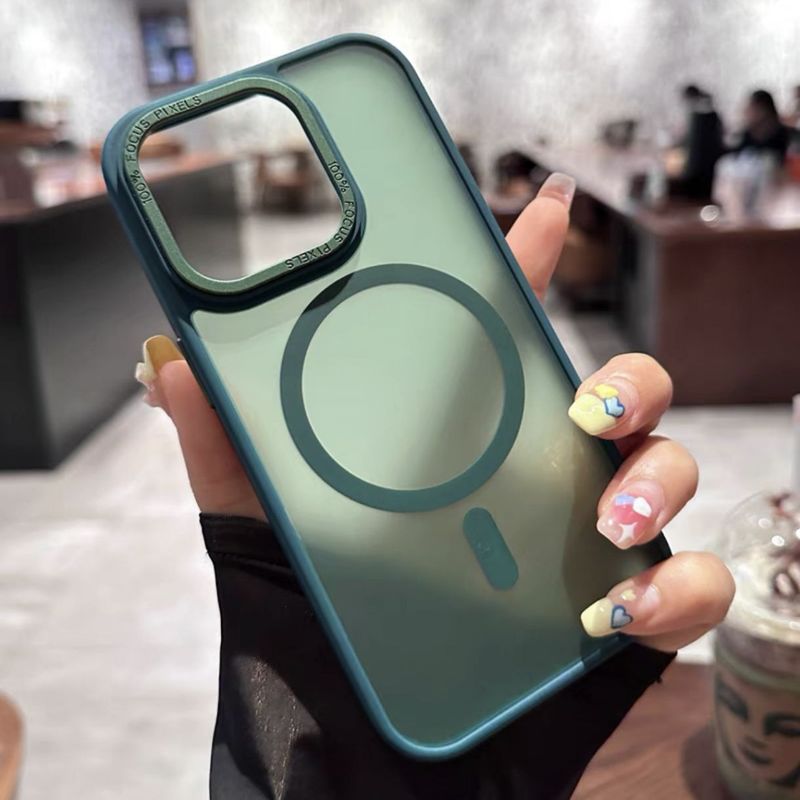 Phone Case & Covers Hardware Magnetic Suction Suitable Frosted Mobile Phone Case Skin Feeling Protective Cover_voghion.com