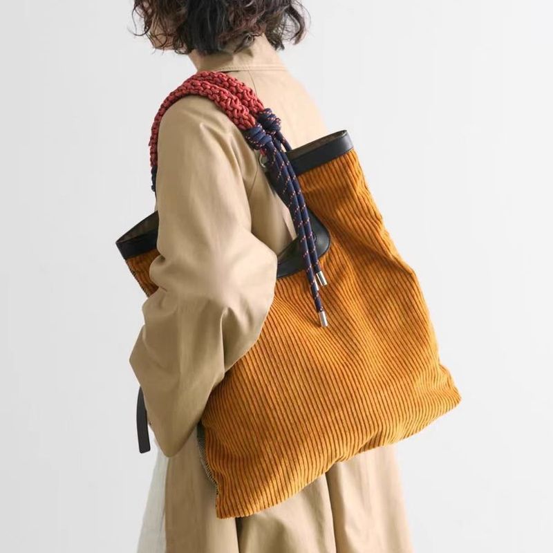 Borsa a tracolla con manico intrecciato in velluto a coste, casual e versatile, nuova tendenza da donna._voghion.com