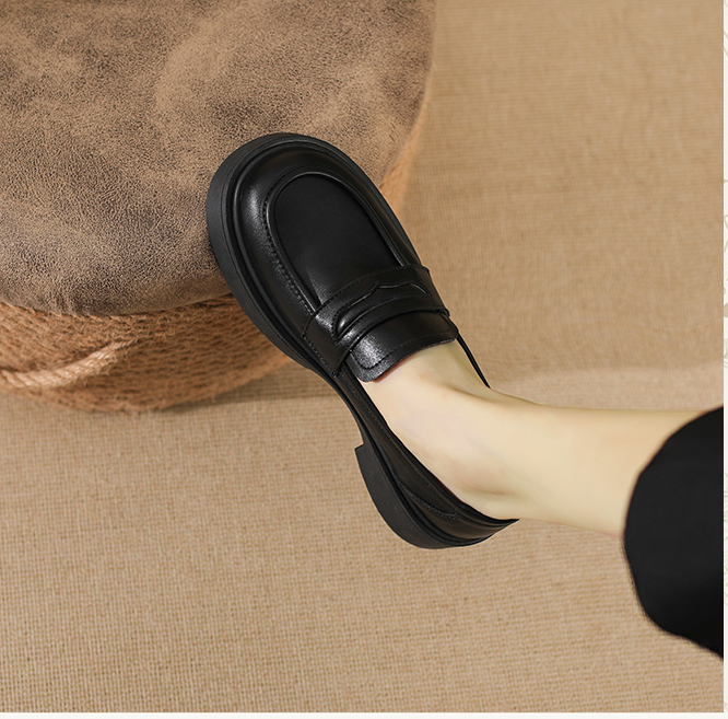 Genuine Lefu for women in the autumn of 2024, new women's with thick soles, one foot sole, and high height British style_voghion.com