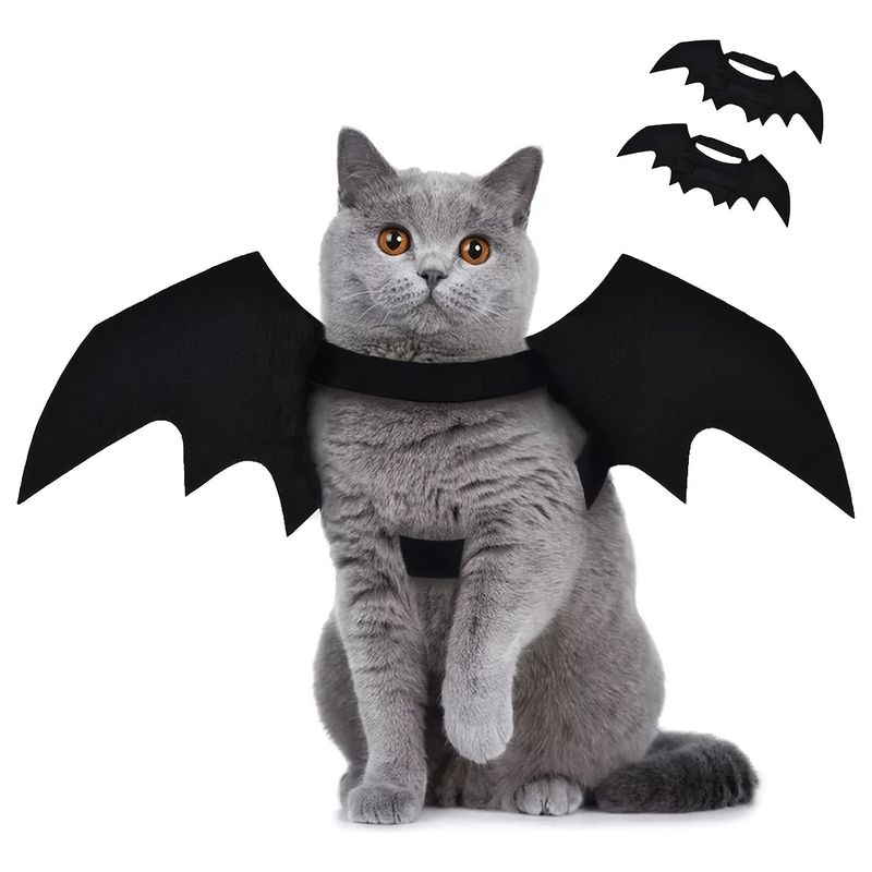 Spook Up Your Pet This Halloween With These Adorable Bat Wings!_voghion.com