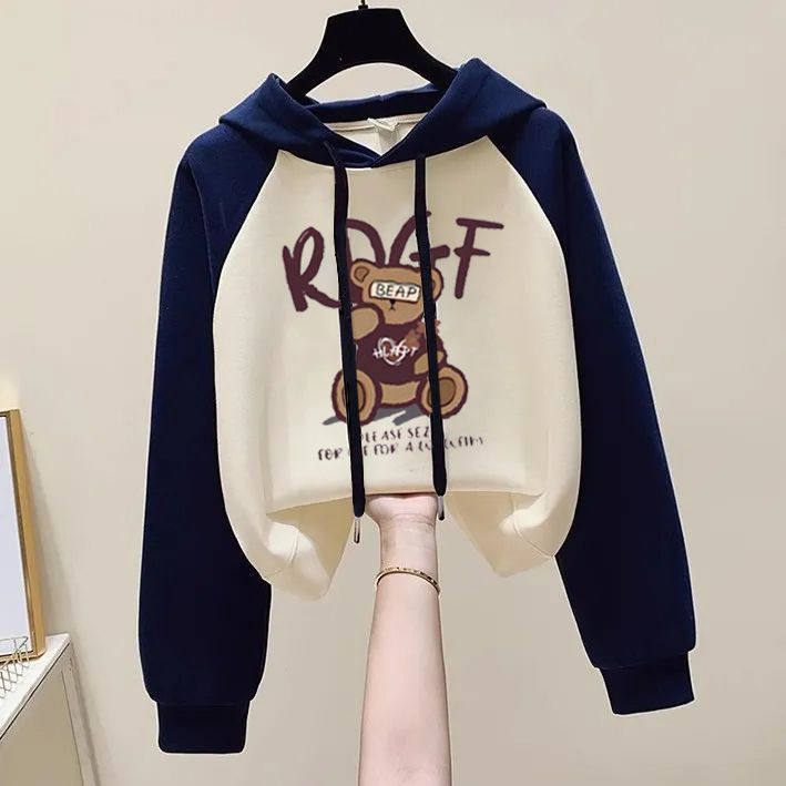"Elegante set con felpa con cappuccio e pantaloni da jogging a contrasto - Pullover casual con stampa anime e pantaloni affusolati aderenti, comodo capo in poliestere per uomo e donna"_voghion.com