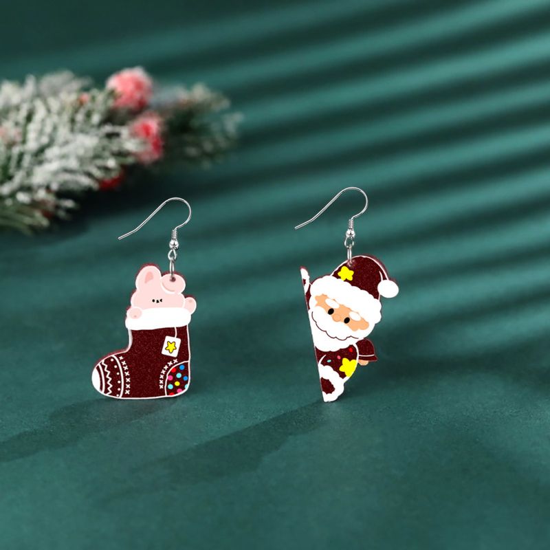 Nuovi orecchini a forma di calza di Natale personalizzati in acrilico ecologico completamente gestiti_voghion.com