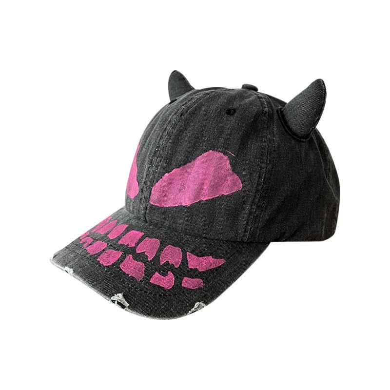 A niche y2k wasteland style little devil with a hand-painted bull horn hole baseball cap. Street men and women's_voghion.com
