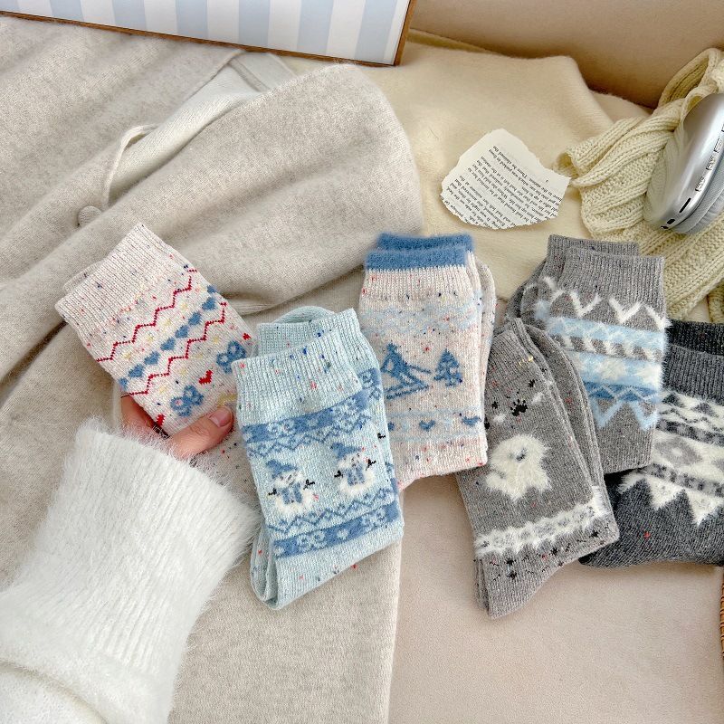 001 001 Vintage Fair Isle Puppy Wool For Women, Autumn And Winter Thickened Warm Gray Mid-Calf Socks, Cute Fuzzy Slouch Socks_voghion.com