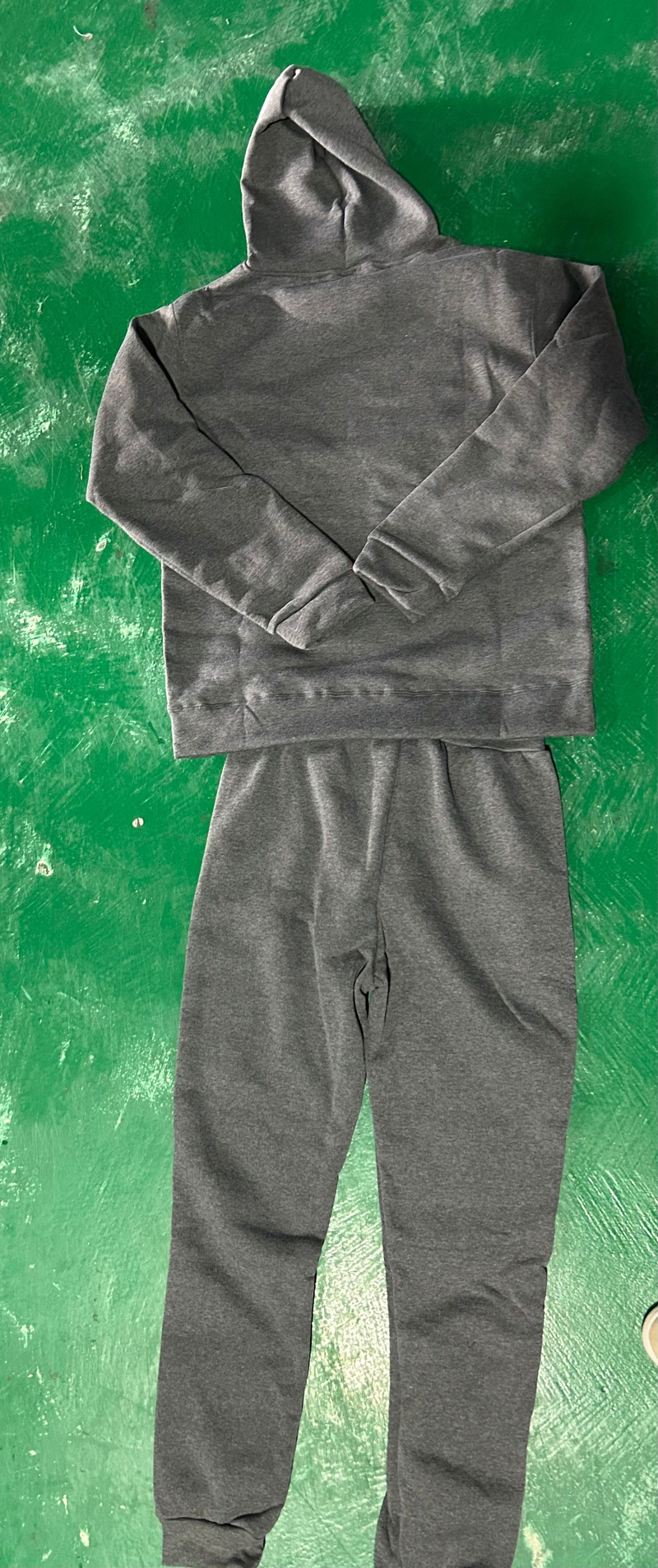 2024 Europese maat pluche trui met capuchon, sport-casual, stevige tweedelige losse sportkleding voor heren_voghion.com