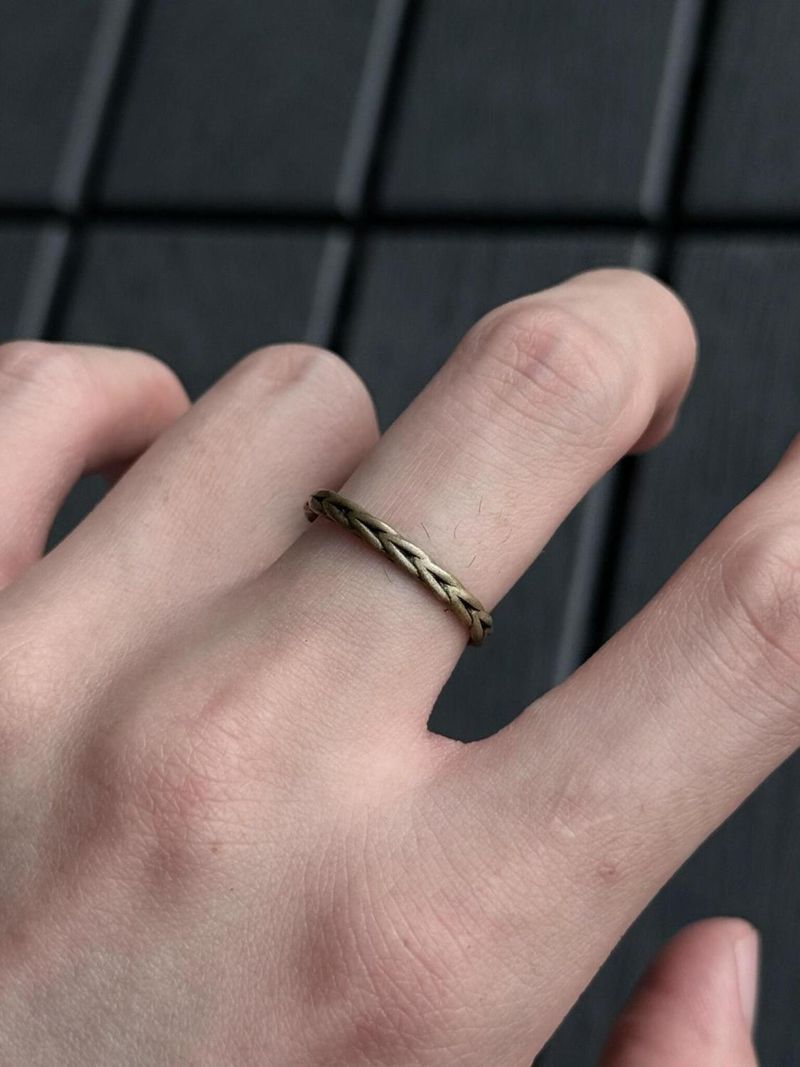 Nuevo anillo unisex de pareja con espiga de trigo, muy vendido, con diseño abierto de nicho, ligero y sencillo de lujo._voghion.com