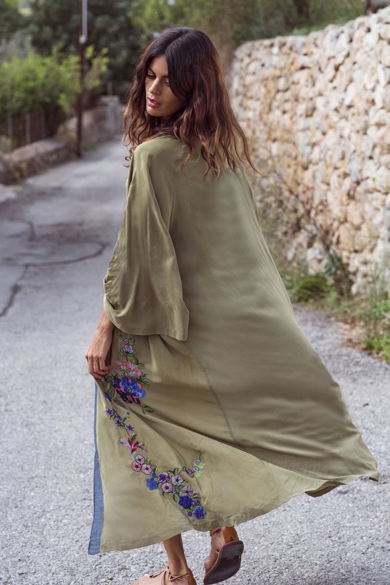 Women's Rayon Embroidered Kimono Cover-Up – Lightweight Beach Sunshade Jacket, Bikini Wrap, Boho Style_voghion.com