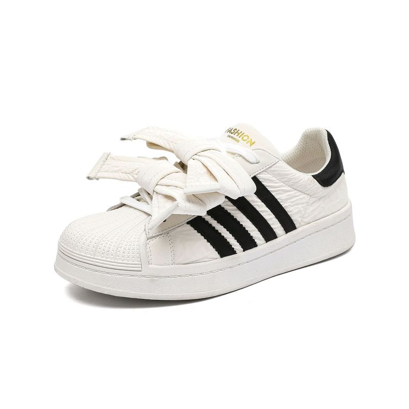 Clover Shell Head Classic Board Women's 2025 Spring White Low Cut Versatile Sports And Leisure Shoes_voghion.com