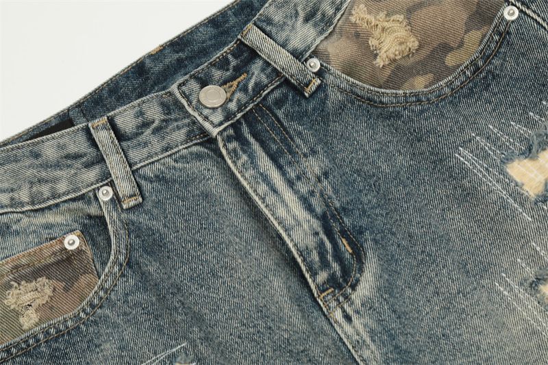 Jeans patchwork mimetici da uomo - Pantaloni a gamba larga con effetto used e cuciture a vista | Collezione Urban Grunge_voghion.com