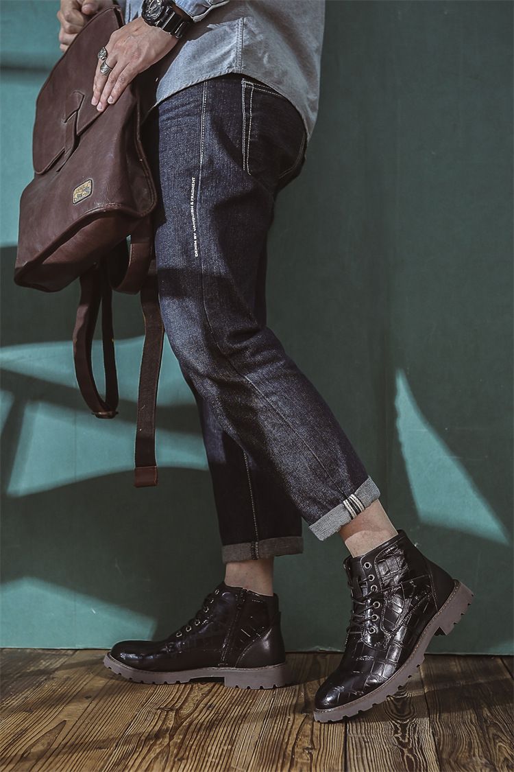 2024 Autumn New Martin Durable British Style Short Mid-top Men's Leather Boots_voghion.com