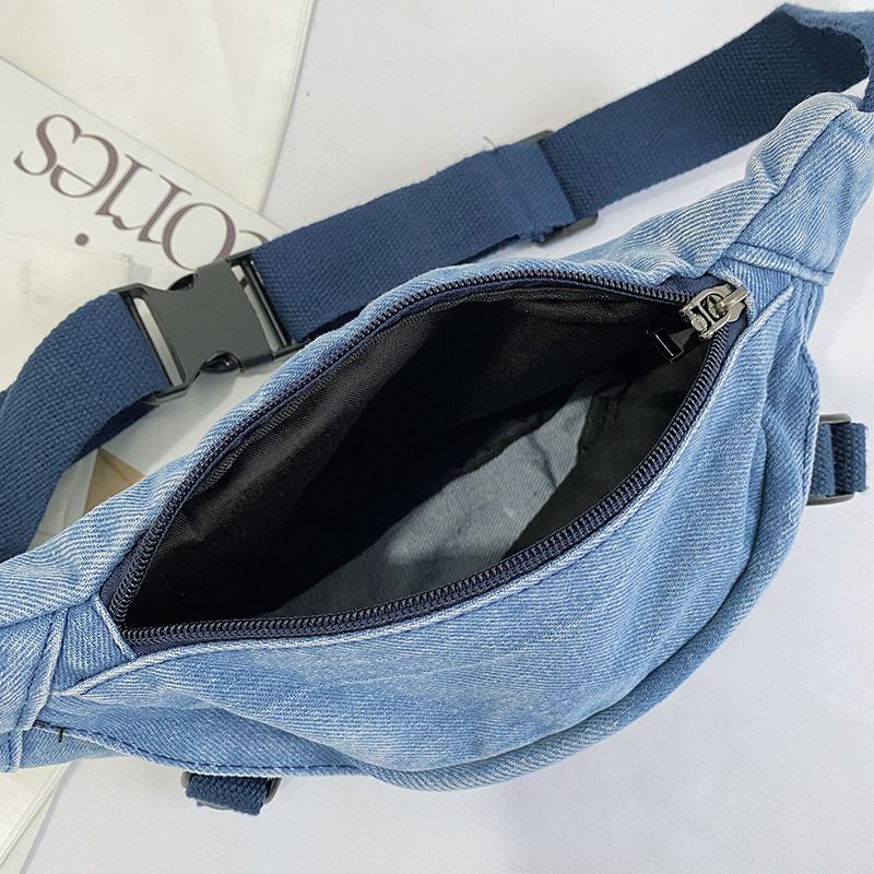 Nuova borsa a tracolla alla moda casual da donna, in denim alla moda, di grande capacità, per esterni, 2024_voghion.com