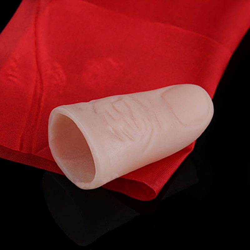 Accessoires de tour de magie, gros plan, disparition, pointe du pouce en plastique + soie rouge_voghion.com