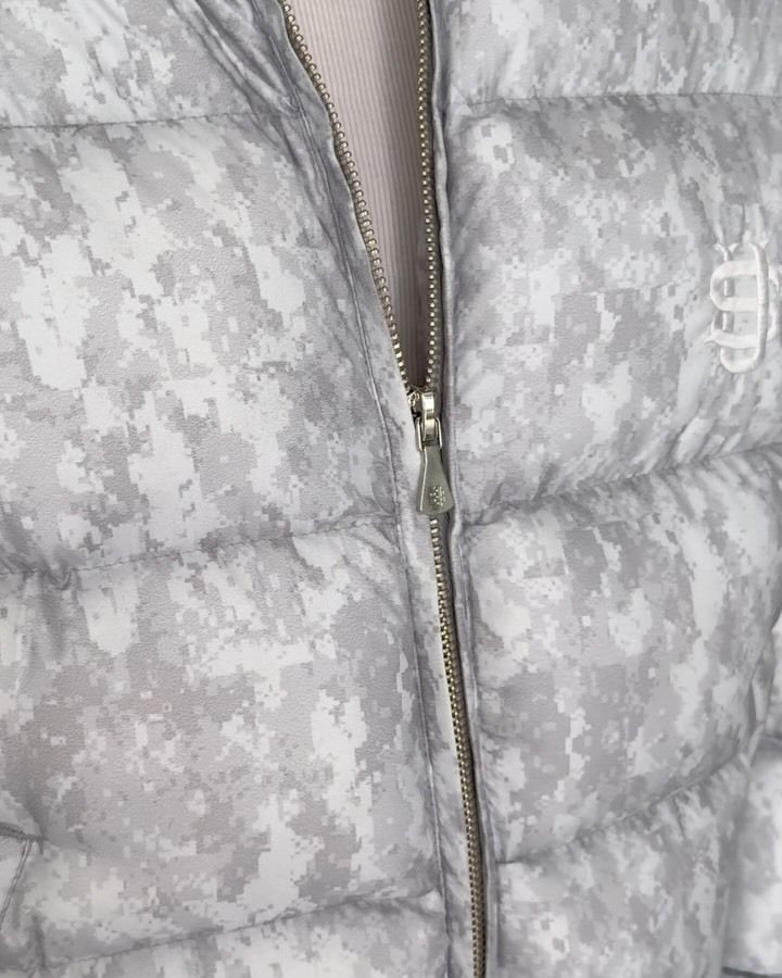 Unisex Hip-Hop Embroidered Puffer Jacket – Oversized Streetwear Coat With Premium Duck Down Fill, Water-Resistant Polyester Shell Black/Grey_voghion.com