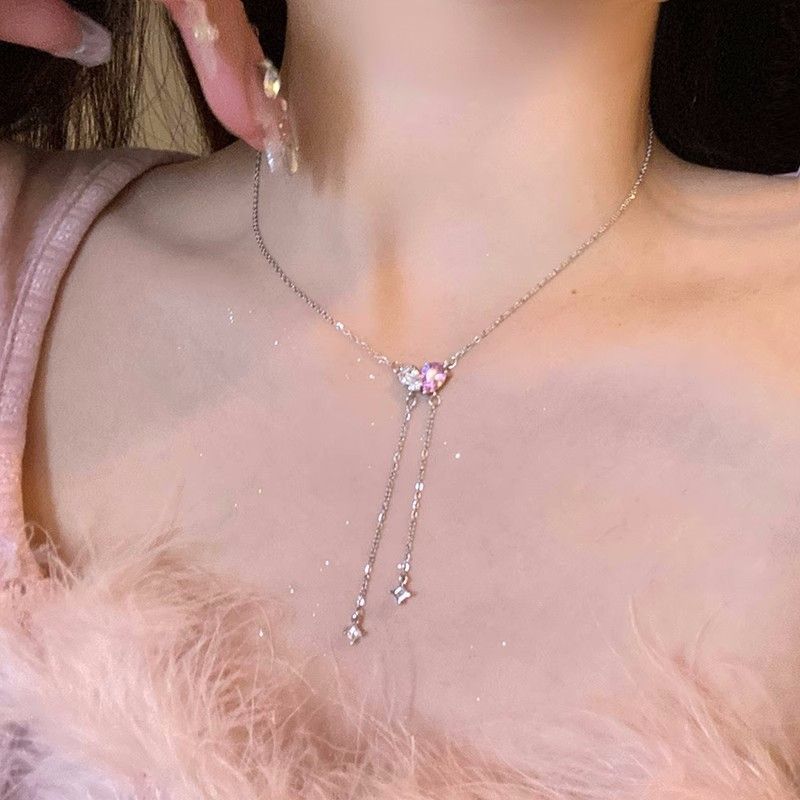 High End, Light Luxury Titanium Steel Necklace, Female Niche Design, Spicy Girl Pearl Collarbone Chain, Fashionable And_voghion.com