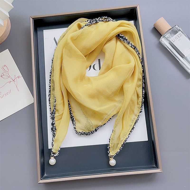 Fortschrittlicher Damen-Schal aus einfarbigem Tencel mit französischem Anhänger, kleinem duftendem Magnetknopf, 70 Quadraten, dünner Gaze_voghion.com