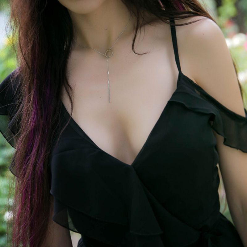 Fashion New Personalized Simple Circle Stick Necklace Cold Wind Long Fringed Collarbone Chain_voghion.com