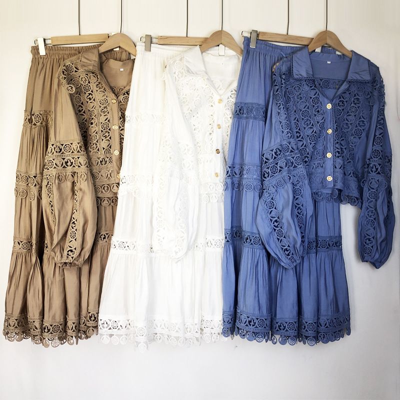 Completo elegante con camicetta con bordi in pizzo e gonna midi fluida – Completo due pezzi di ispirazione vintage_voghion.com