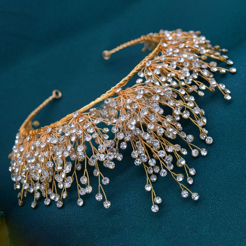 Couronne en cristal faite main pour mariées - Diadème de mariage élégant avec strass éblouissants, parfait pour les fêtes de mariage et les occasions spéciales_voghion.com