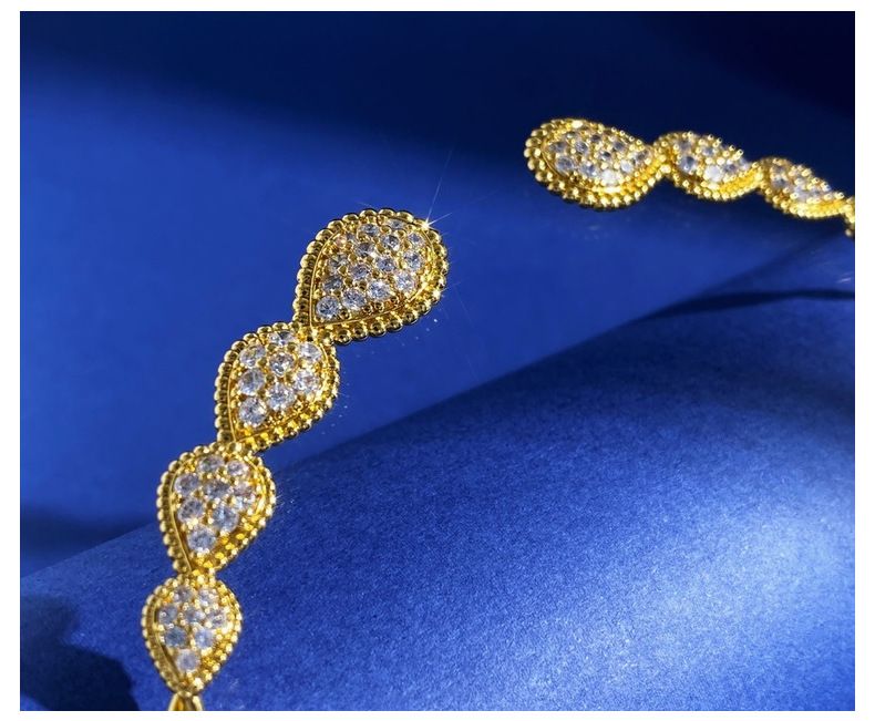 Damen Bijouset Moud Halskette mat Perlen an Diamanten, tropfenfërmeg, modesch an kreativ Design voller Diamanten, héichwäerteg Halskette Set_voghion.com