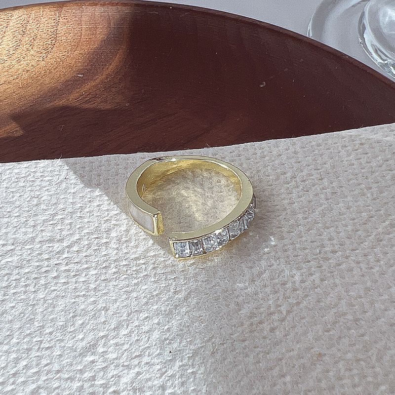 Smaragd für Frauen, minimalistischer Stil, Nischendesign, High-End-Luxus, verstellbarer offener Ring, trendiger Schwanzring_voghion.com