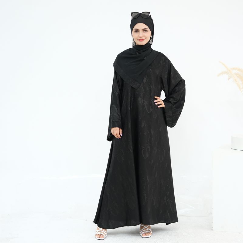 Abbigliamento da donna taglie forti Elegante abito lungo in jacquard - Abito lungo e fluido per donna taglie forti, sobrio e comodo_voghion.com