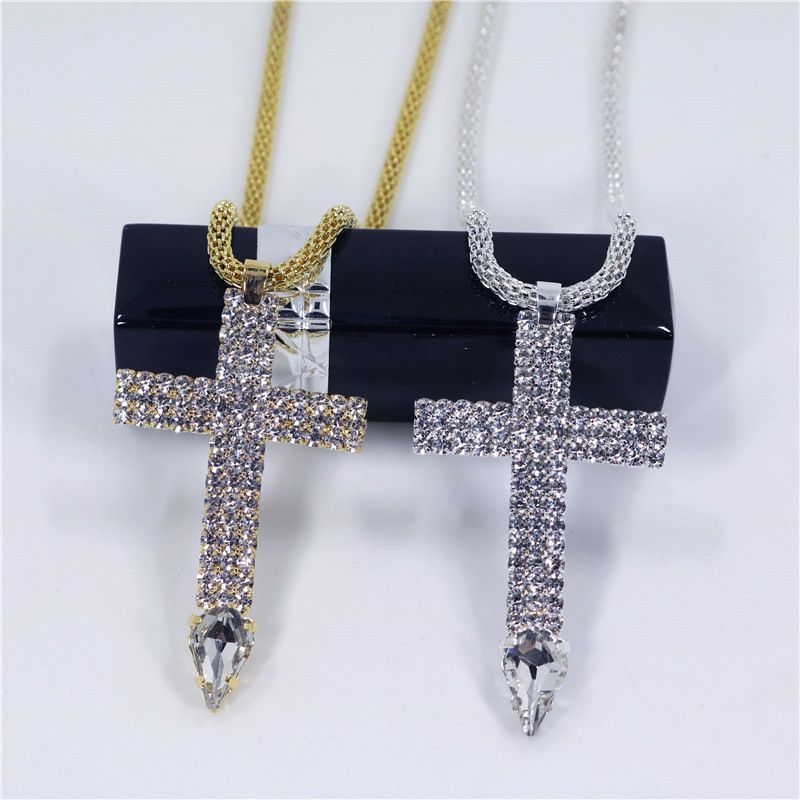 Neuer trendiger Schmuck mit diamantbesetzter Krallenkette, personalisierter Modetrend, kreuzförmige Strasskette_voghion.com