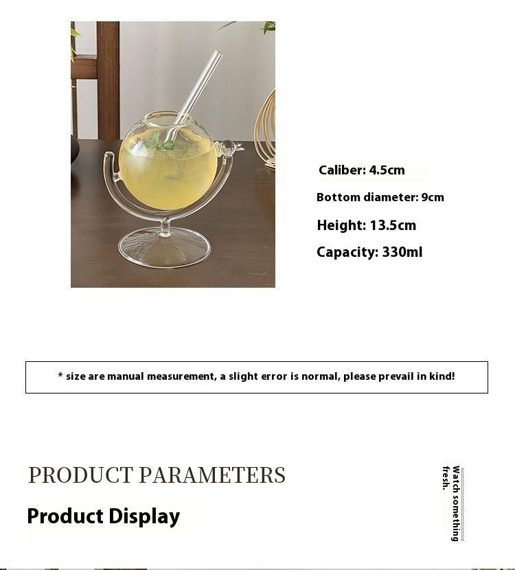 Kugelförmiges transparentes Weinglas zum Servieren von Saft/Cocktails_voghion.com