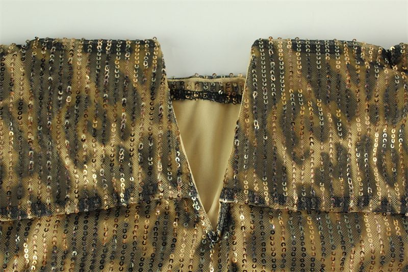 Abbigliamento da donna, moda, stampa leopardata, sexy, top monospalla, scollo a V, fianchi stretti, abito da red carpet_voghion.com