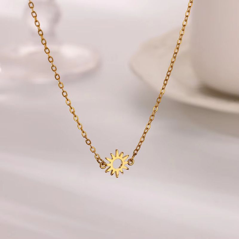 Retro Ethnic Bohemian Beach Simple And Versatile Sunflower Collarbone Chain Titanium Steel 18k Gold Necklace Jewelry_voghion.com