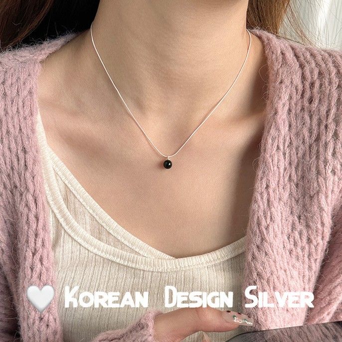 Collana con perline rotonde in onice nero per donna, Niche Ense, design coreano_voghion.com