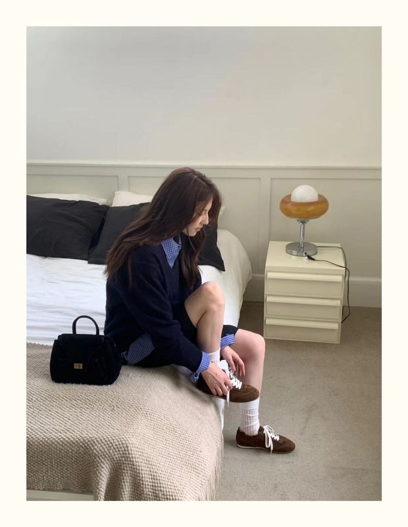 bequeme Leder handgefertigte flache Schnürschuhe deutsches Training multifunktionale elastische Freizeitschuhe modisch vielseitig_voghion.com