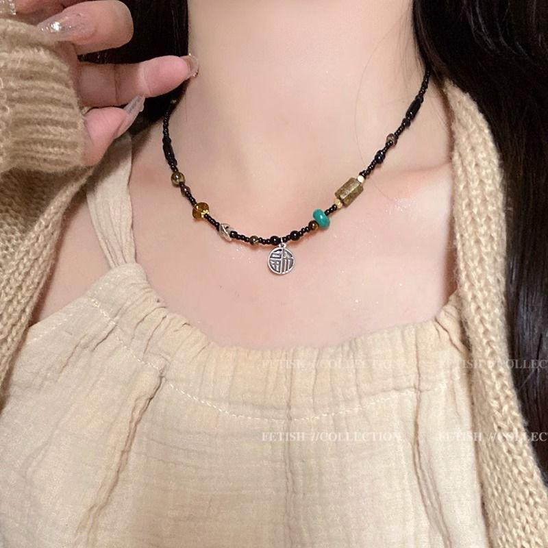 Collana con perline a forma di nuvola di buon auspicio retrò, collana leggera di lusso, design di nicchia, nuova collana con clavicola 2023 per ragazze_voghion.com