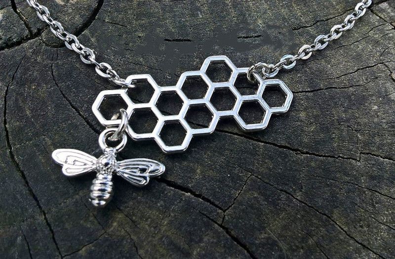 Necklaces Silver Open Honeycomb Pattern Honey Charm Necklace_voghion.com