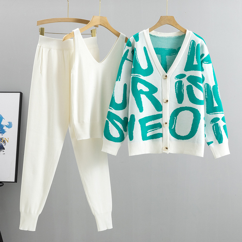 Costume tricoté fin de style occidental pour femmes, costume trois pièces décontracté à la mode pour automne et hiver, tendance de tempérament_voghion.com