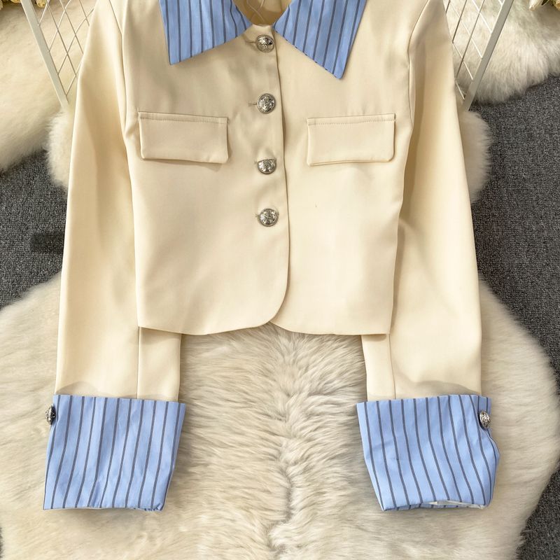 Damenbekleidung Modischer Anzug für Damen, damenhaftes Temperament, gestreifte Anzugjacke mit Spleiß, zweiteiliger Anzug, A-Linien-Rock mit hoher Taille_voghion.com
