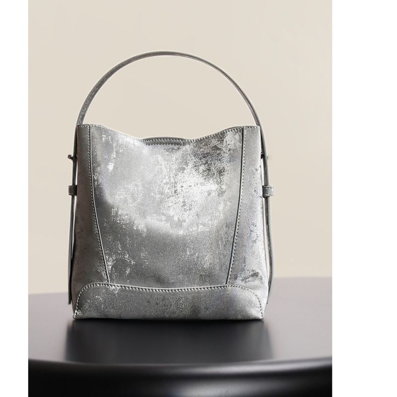 Women's Large Capacity 2025 Spring And Summer New High-grade Leather Commuter Slanting Shoulder Satchel Summer Bucket Bag Fashionable Hundred_voghion.com