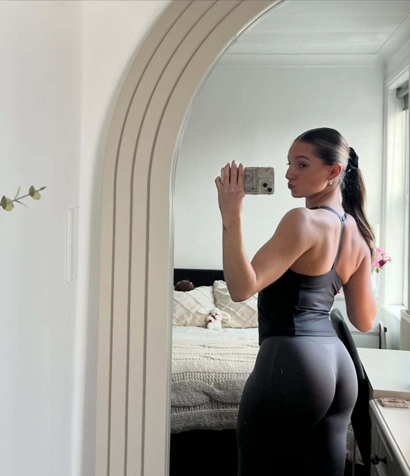 Internet-Berühmtheit Oneractive Yoga-Weste für Frauen, hohe Elastizität, schnelltrocknend, Sport-Fitness-Training mit Brustpolster-Modell_voghion.com