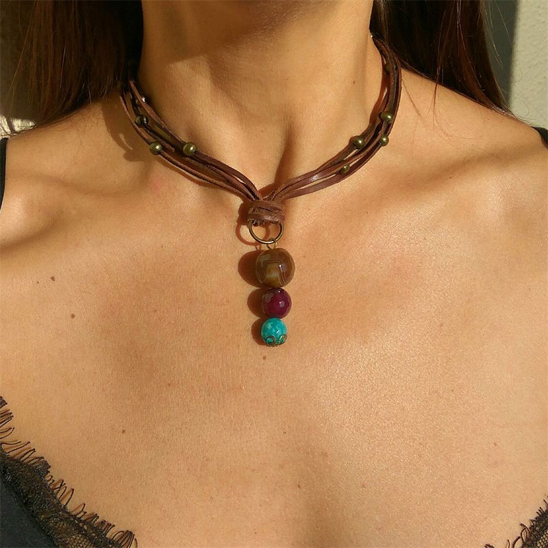 Cross-border exclusive bohemian cowhide rope natural stone clavicle chain beach style retro adjustable personalized necklace_voghion.com
