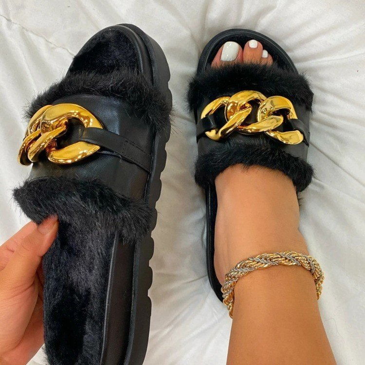 2023 Cross-border Trade European And American New Round Toe Thick Bottom one-line fleece slippers women's large size metal chain cotton slippers_voghion.com