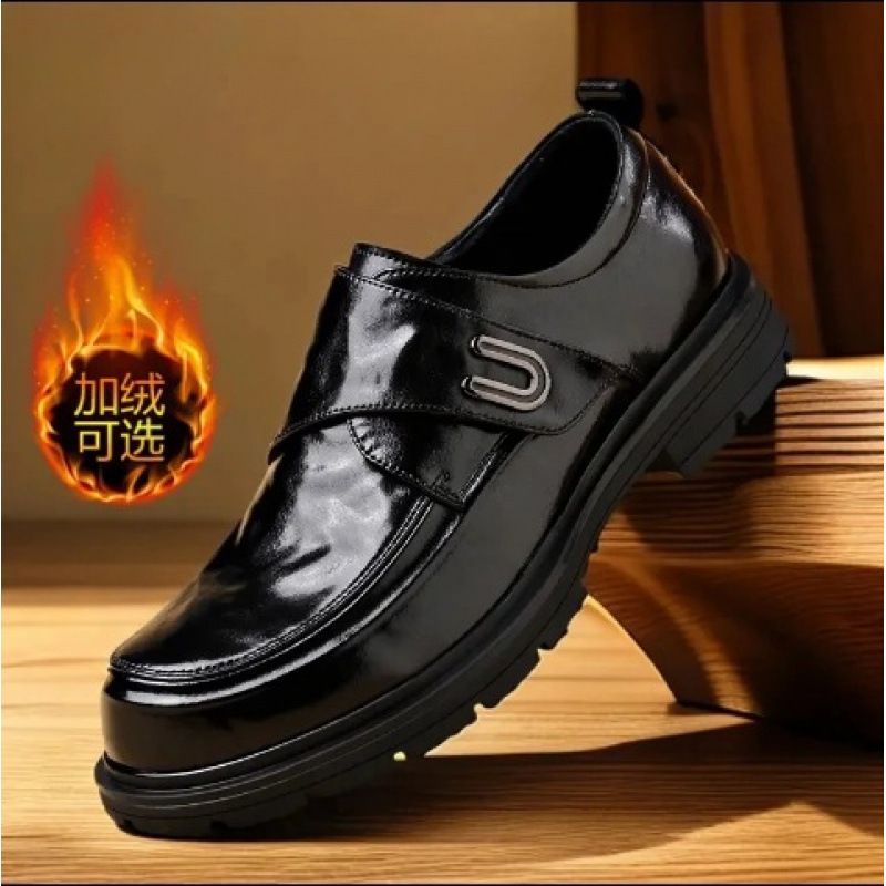 2025 Outono Inverno Nova Tendência Macio Preto Sola Grossa Respirável Veratile Caual Couro Masculino Estilo Britânico Buine_voghion.com