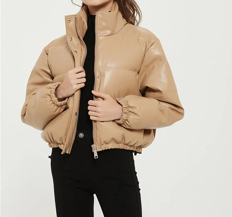 Zoki Vinter Tjocka Dam Korta Parkas Varma Mode PU Läderkappor Svart Bomull Vadderad Damjacka Elegant Dragkedja_voghion.com