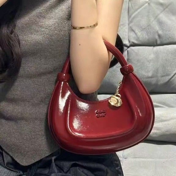 Nanfeng Versatile Trendy Crescent per donna Primavera Estate Borsa a mano Piccola tote Spalla Tracolla Borsa da sposa rossa_voghion.com