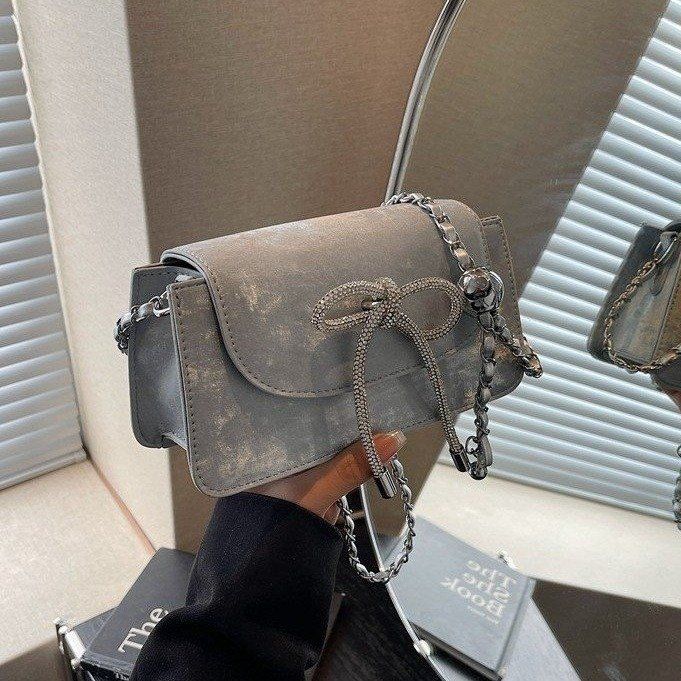 2024 New Chain Crossbody Single Shoulder Sequin Women's Texture Small Fragrant Wind Solid Color Bow Mini Handheld Bag_voghion.com
