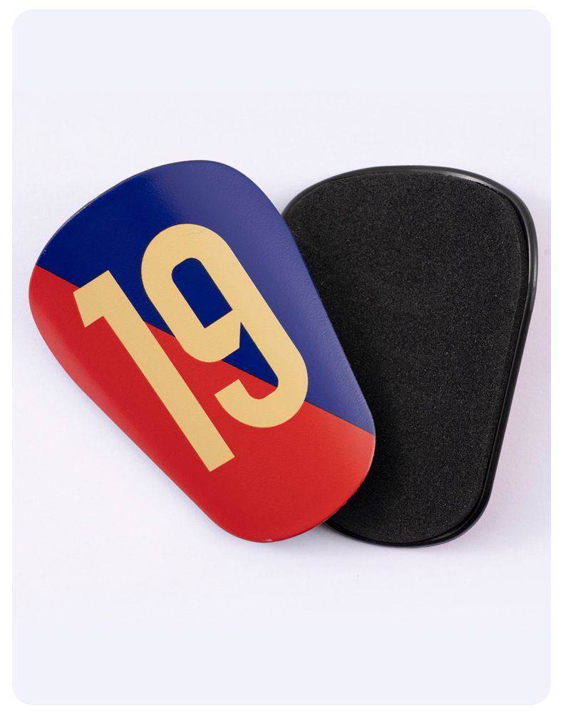 Soccer leg pads Adults and children shin protection thin and thin insert type protective gear_voghion.com