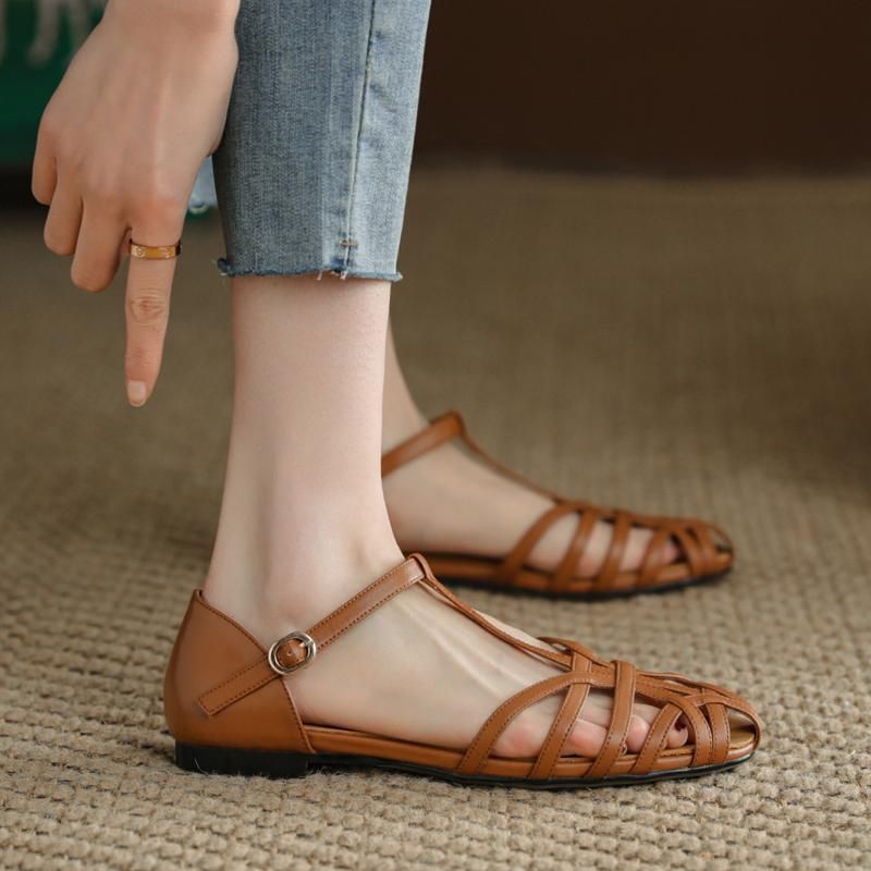 2025 Sommer Bohemian One-Strap Closed-Toe Woven Sandalen für Frauen Flache Low Heel Hollow Roman Schuhe_voghion.com