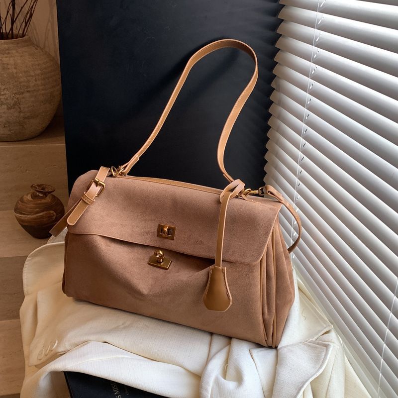 Pendeln Herbst Winter Neue Damenmode Matte Elegante Große Trendy Tote Unterarm Tasche_voghion.com