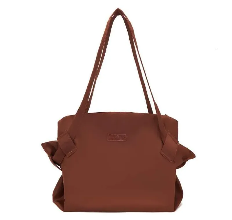 Designer Women's Fashionable Large-Capacity Single Shoulder Crossbody Luggage Bag With Zipper Closure_voghion.com