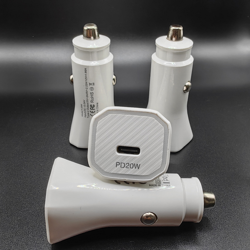 PD20W Telefonladegerät Geeignet für 15Pro Schnelles USB-C-Autolade-Zigarettenanzünder_voghion.com