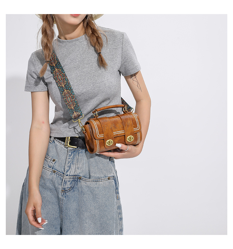 Foreign Trade Cross-border New Retro High-end Diagonal Bag Bag Female Korean Version Simple Atmosphere Lady Handbag_voghion.com
