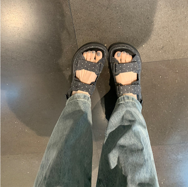 Sandalias deportivas de playa con punta abierta, suela plana y gruesa con tira de una palabra y velcro_voghion.com